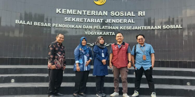 Sosialisasi Dinsos Sejateng dan DIY oleh Kemenkes RI