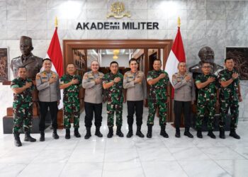 Kapolresta Magelang Pimpin Upacara Kenaikan Pangkat Pengabdian