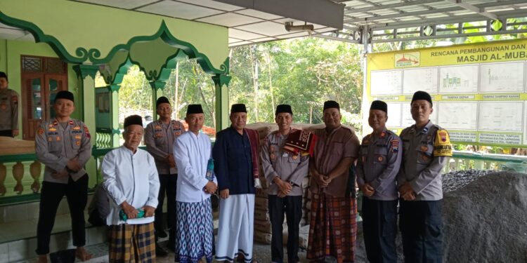 Akademi Militer Beri Penghargaan Prestasi Membanggakan