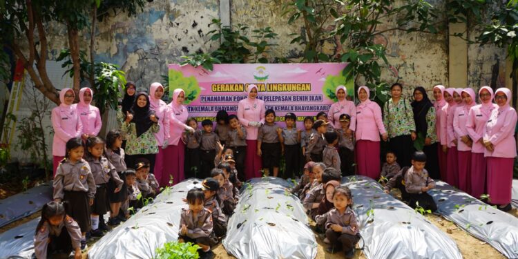 Polres Magelang Kota Gelar Program Orang Tua Asuh untuk Anak Yatim dan Dhuafa Serta Launching Program Anak Gemar Menabung
