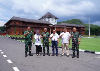 Gubernur Akmil Audiensi Bersama GM Icon Plus PLN Jateng