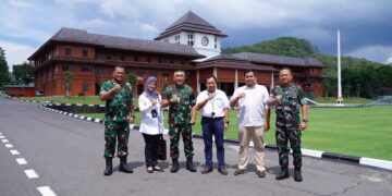 Gubernur Akmil Audiensi Bersama GM Icon Plus PLN Jateng