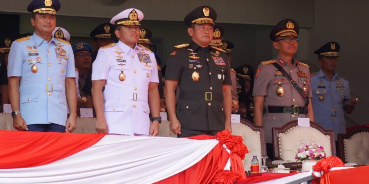 Panglima TNI dan Kapolri Pimpin Wisuda Prabhatar Akademi TNI Dan AKPOL
