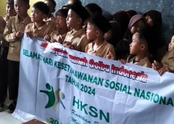 Sambut HKSN 2024 Yaqindo Kota Magelang adakan Jumat Bersih dan Jumat Berkah Bersama Siswa MI Arrosyidin