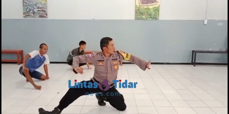 Polisi Pelestari Budaya: Aipda Ridha Susadam Bangkitkan Cinta Tradisi di Kota Magelang