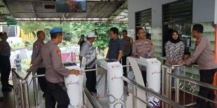 Pemantauan Situasi Kamtibmas pada Hari Libur, Kapolres Magelang Kota Turun Langsung ke Lapangan