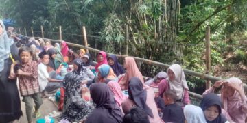 Merawat Warisan Leluhur, Warga Karangampel Gelar Nyadran dengan Penuh Kebersamaan