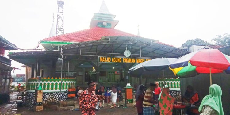 Pesona Sejarah dan Religi Masjid Agung Payaman, Tak Lekang Oleh Waktu