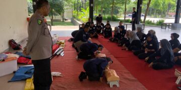 Sambut Hari Bhayangkara ke-79, Polresta Magelang Latih Guru PMR Tangani Kondisi Darurat