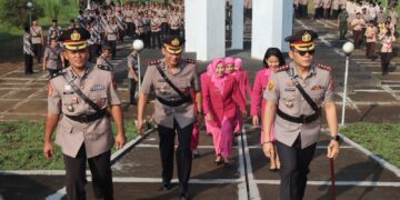 Polresta Magelang Peringati HUT Bhayangkara ke-79 dengan Berziarah di TMP Giri Dharmoloyo