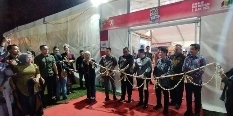 Magelang Fair 2025 Resmi Dibuka: Ratusan UMKM Unjuk Gigi Menuju Event Nasional