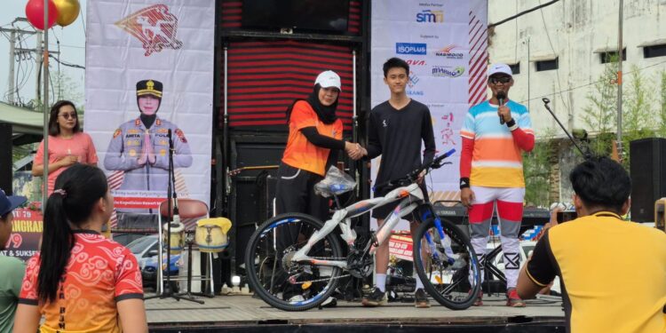 Meriah! Bhayangkara Fun Run 2025 Polres Magelang Kota Gaungkan Semangat Hidup Sehat Bersama 800 Peserta