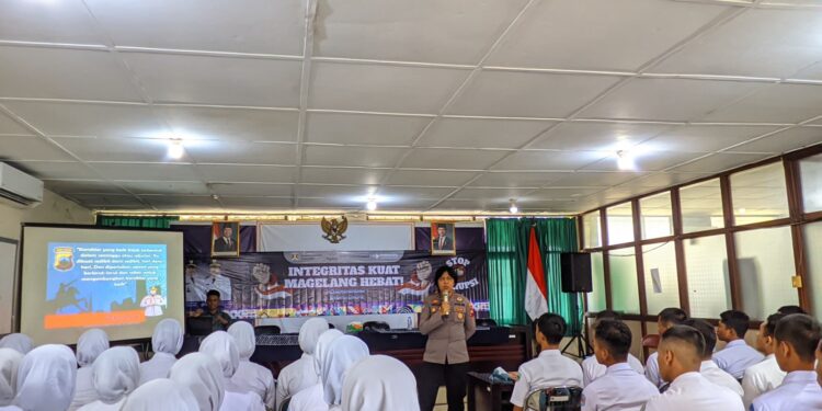 Binmas Polres Magelang Kota Beri Pembinaan Karakter kepada Paskibraka