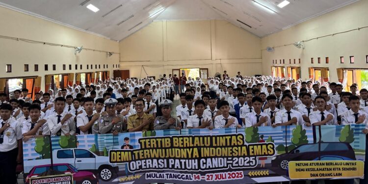 Satlantas Magelang Kota Edukasi 350 Pelajar SMA, Tekankan Bahaya Berkendara di Bawah Umur