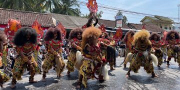 Meriah! Karnaval Budaya Desa Tegalrejo Semarakkan HUT ke-80 RI