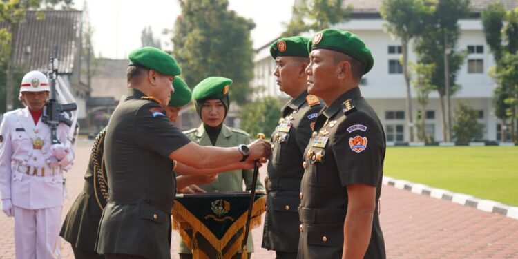 Kolonel Inf Tunjung Setyabudi Resmi Jabat Komandan Resimen Taruna Akmil
