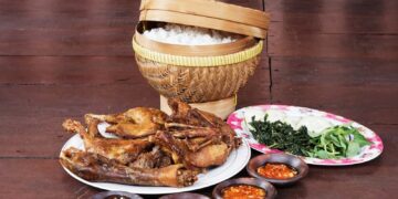 Dari Lamongan ke Magelang, Warung Bebek Kendil Bawa Sensasi Sambel Korek yang Bikin Ketagihan