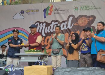 Meriah! Milad SMP Mutual dan Muhammadiyah Warnai Kota Magelang dengan Jalan Sehat, Stand UMKM hingga Pentas Musik
