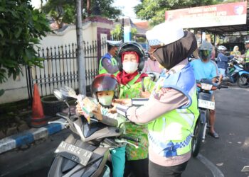 Polres Magelang Kota Lakukan Penegakan Dan Edukasi Saat Operasi Zebra Candi 2025